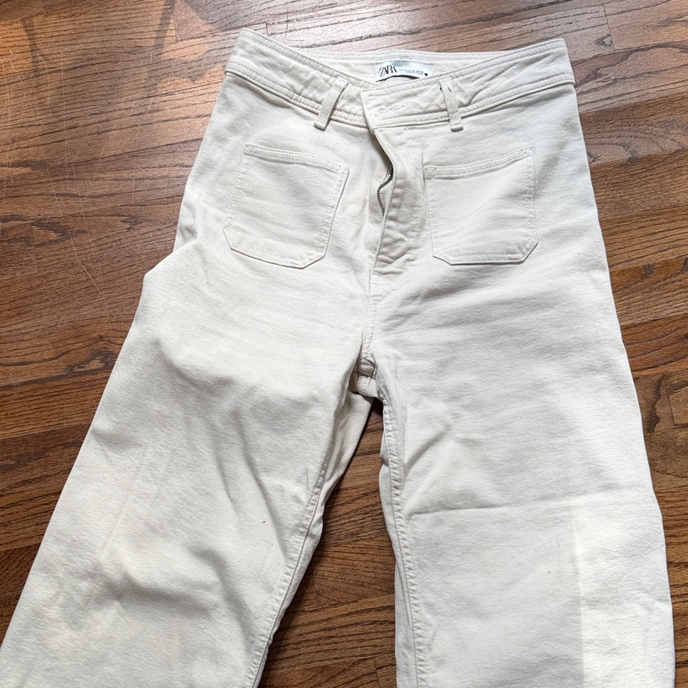 Zara Off-White High-Rise Straight Jeans